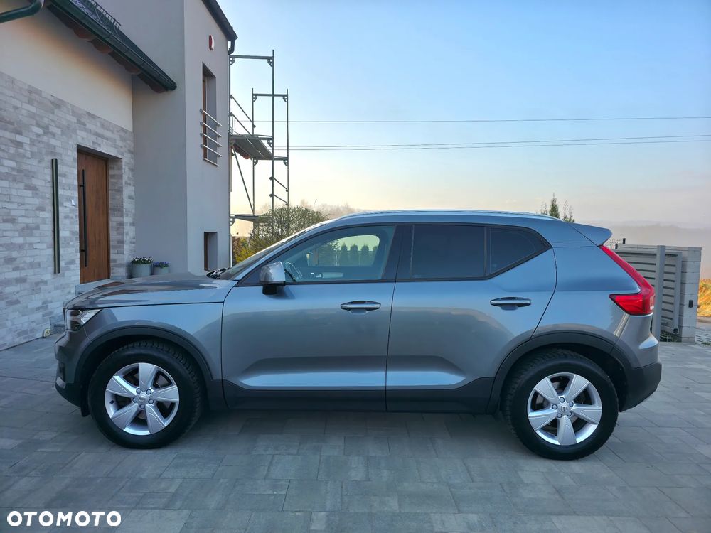 Volvo XC 40 D4 AWD Geartronic Momentum Pro - 6