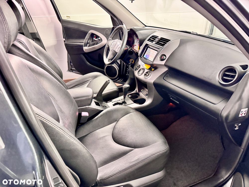 Toyota RAV4 2.0 4x4 Automatik Sol - 13