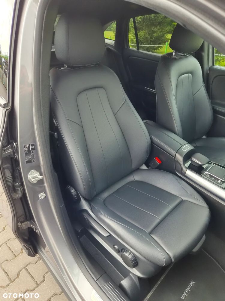 Mercedes-Benz GLA 220 d 4-Matic - 22