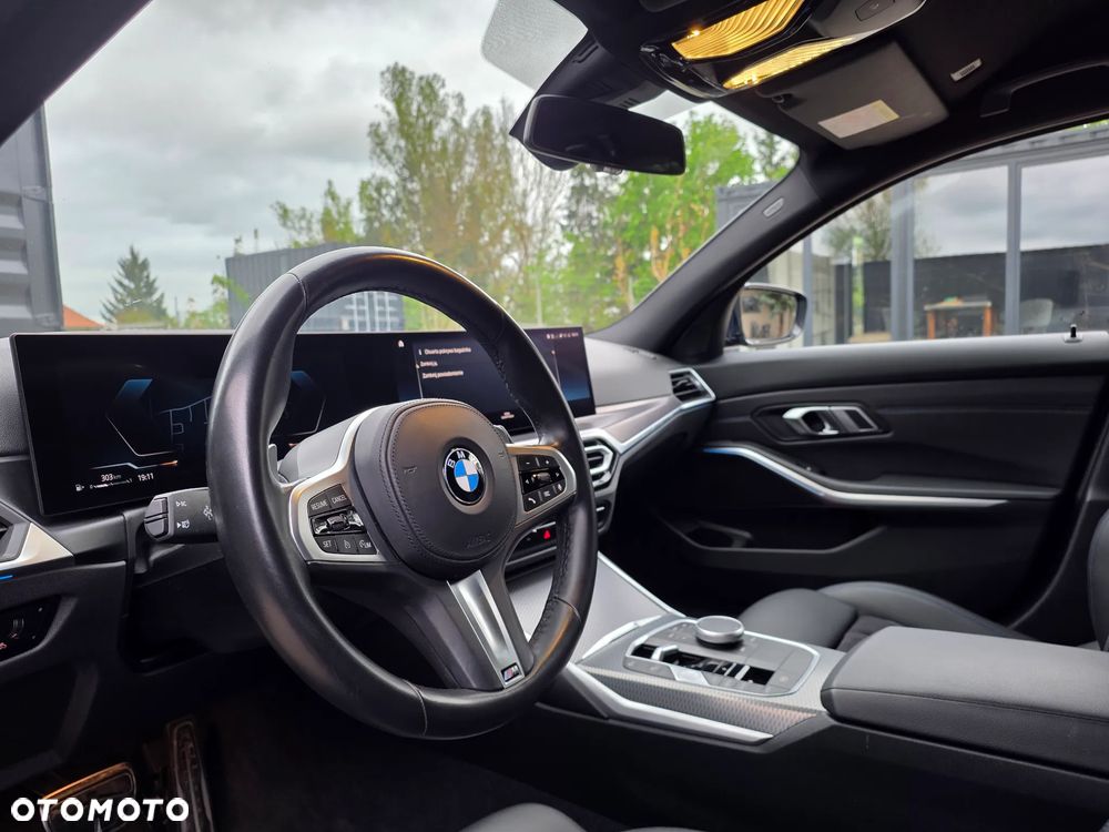 BMW Seria 3 320d xDrive mHEV M Sport - 8