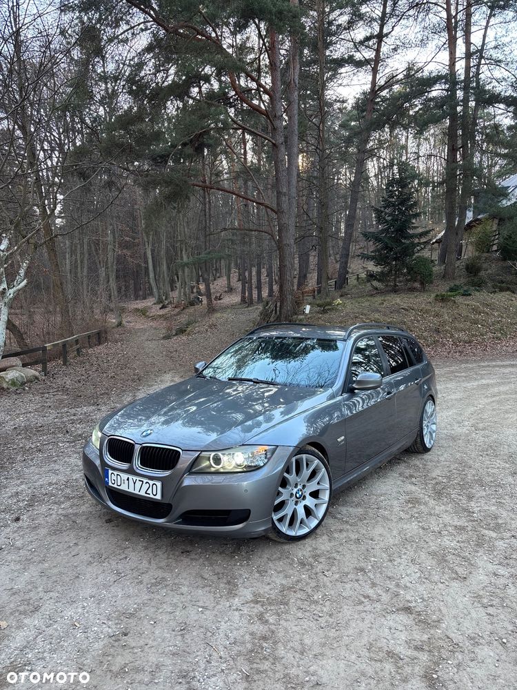 BMW Seria 3 320d xDrive DPF - 1