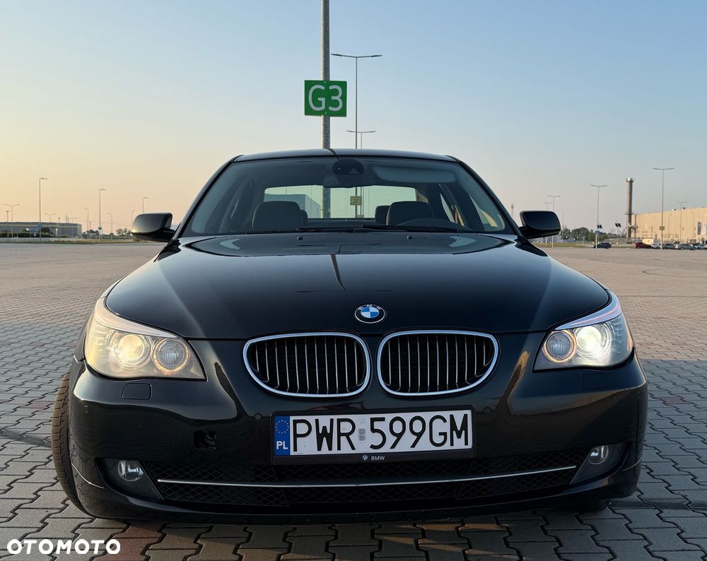 BMW Seria 5 525i - 2