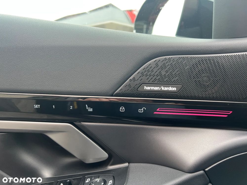 BMW Seria 5 520i mHEV Business Edition sport - 36