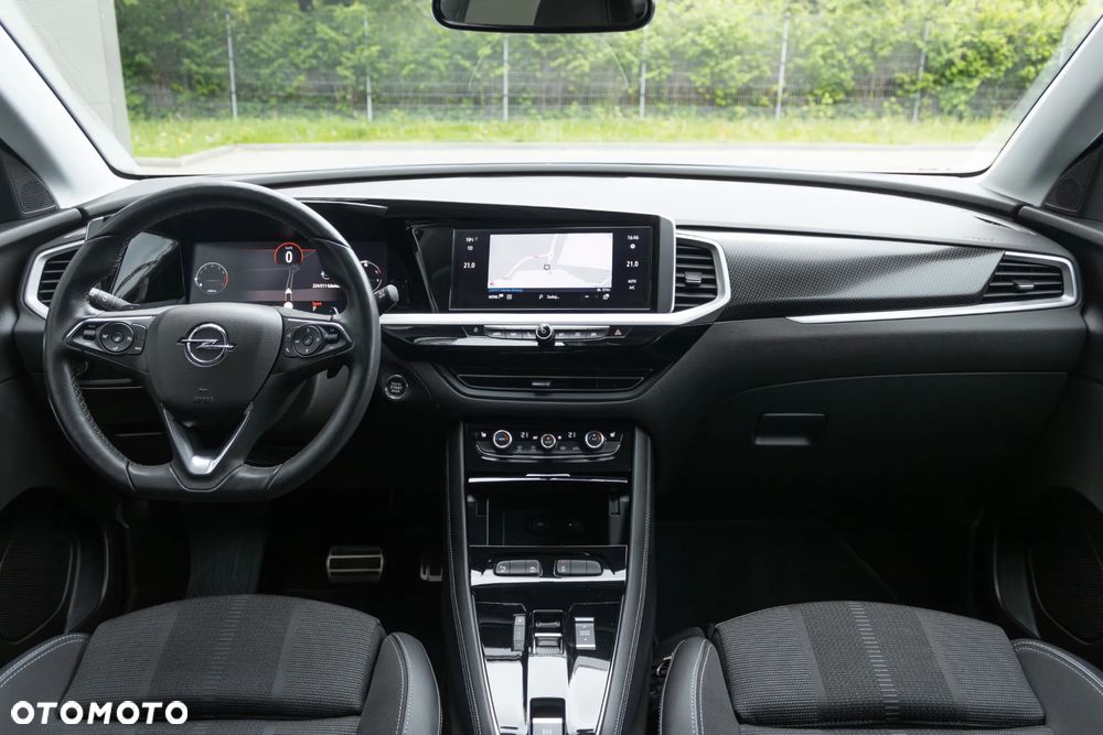 Opel Grandland 1.2 T Ultimate S&S - 30