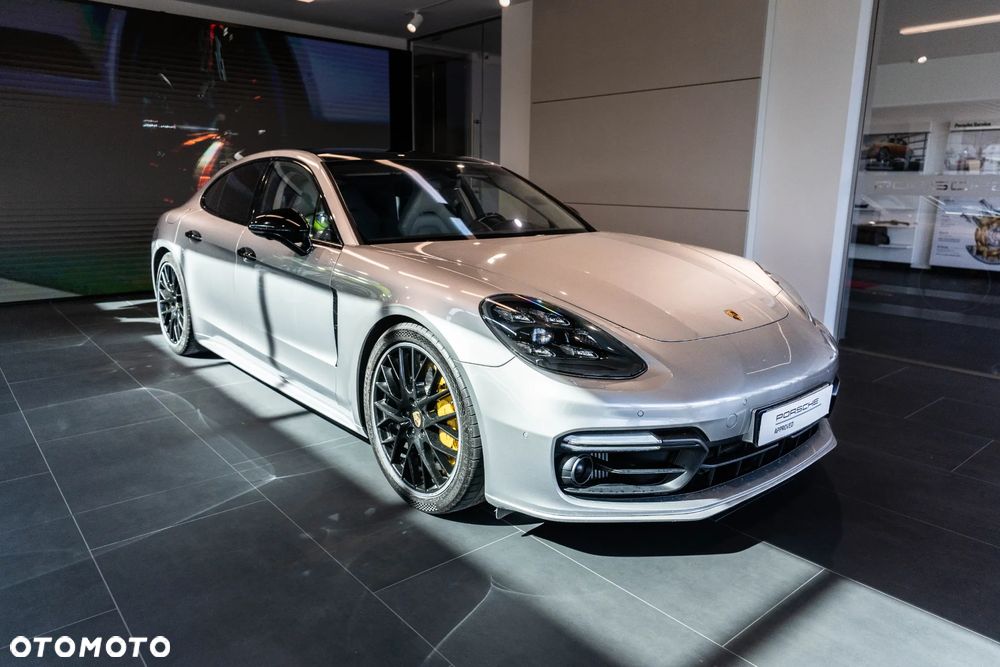 Porsche Panamera Turbo - 4