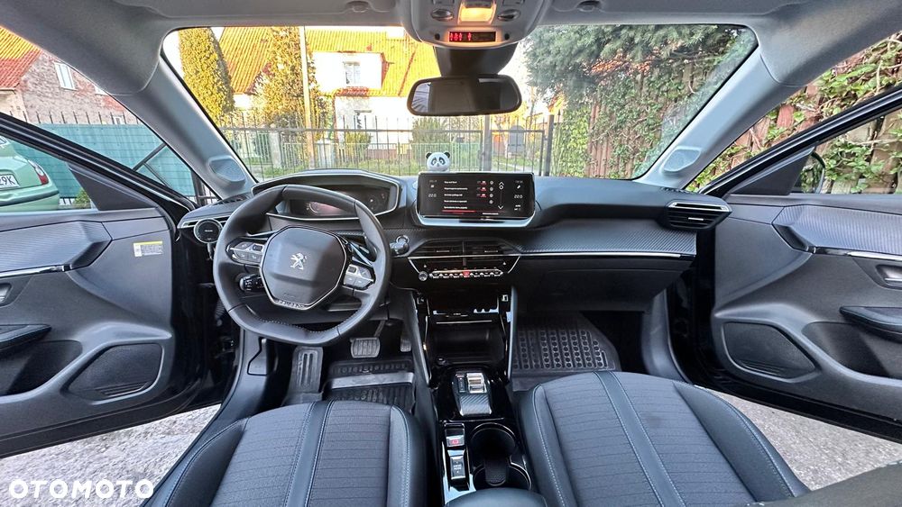 Peugeot 208 1.2 PureTech Active S&S EAT8 - 10
