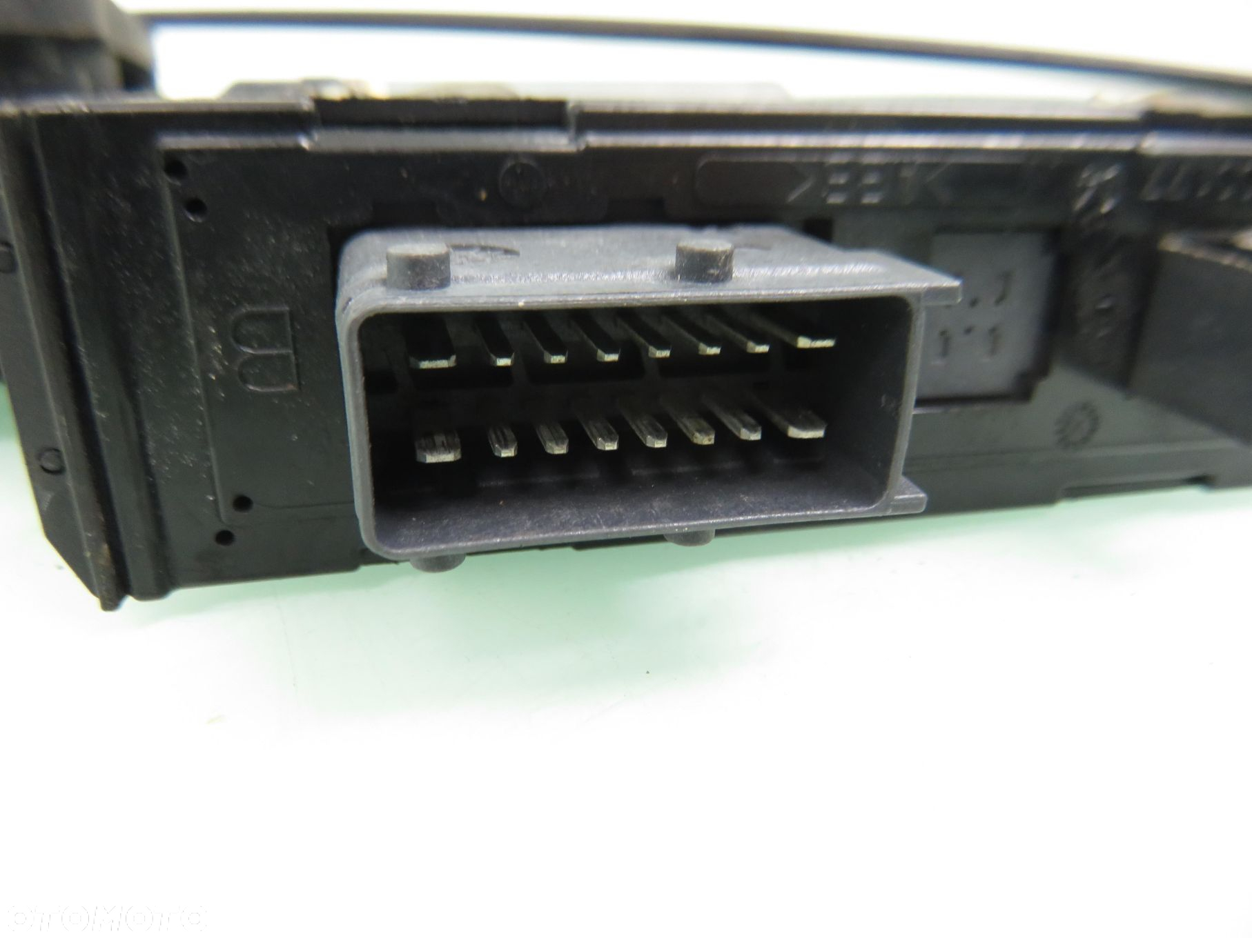 PODNOŚNIK SZYBY PRAWY 3D PEUGEOT 307 CC 9637130780 0130821765 990834101 - 3