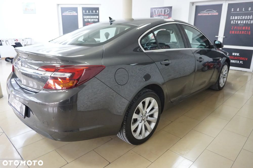 Opel Insignia 1.4 T Cosmo S&S - 9