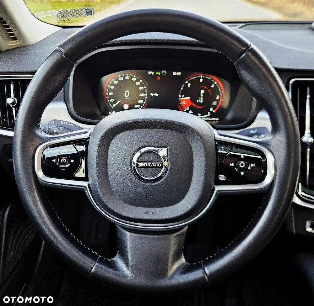 Volvo S90 D4 Momentum - 12