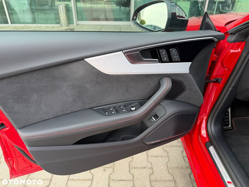 Audi A5 Sportback 40 TFSI quattro S tronic S line - 17