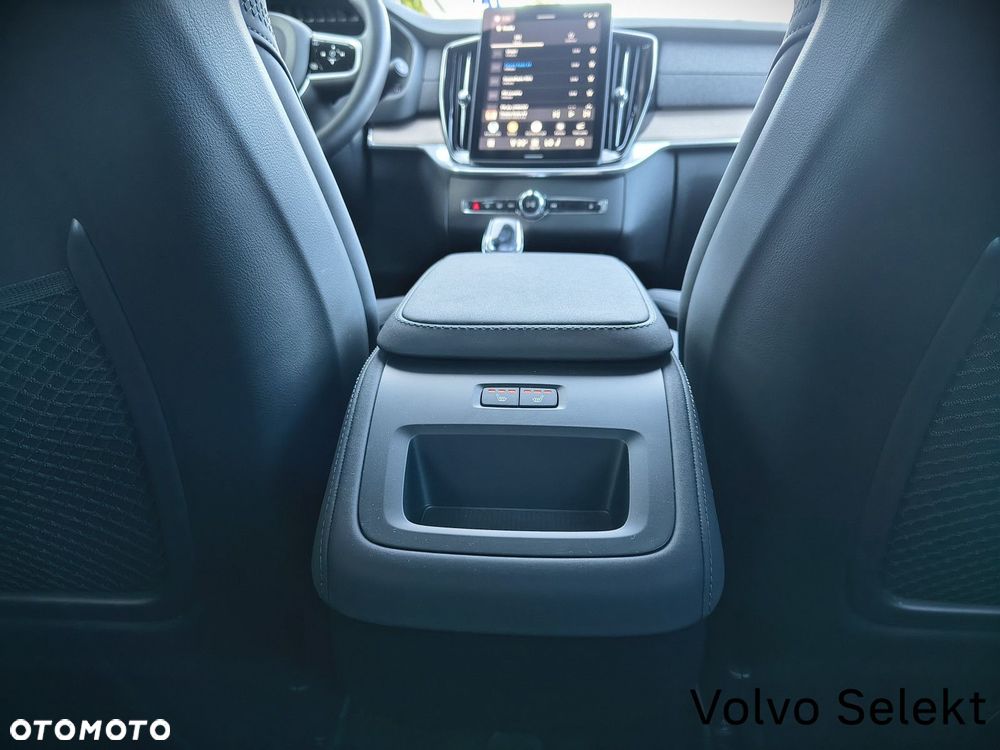 Volvo XC 90 - 30