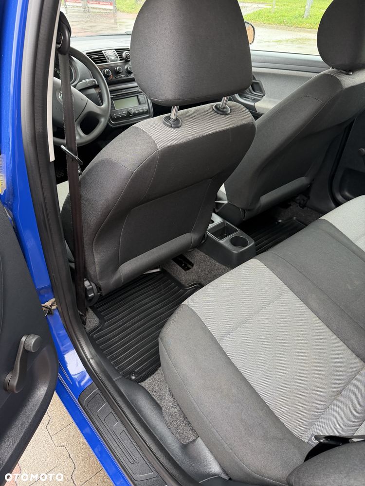 Skoda Fabia - 10