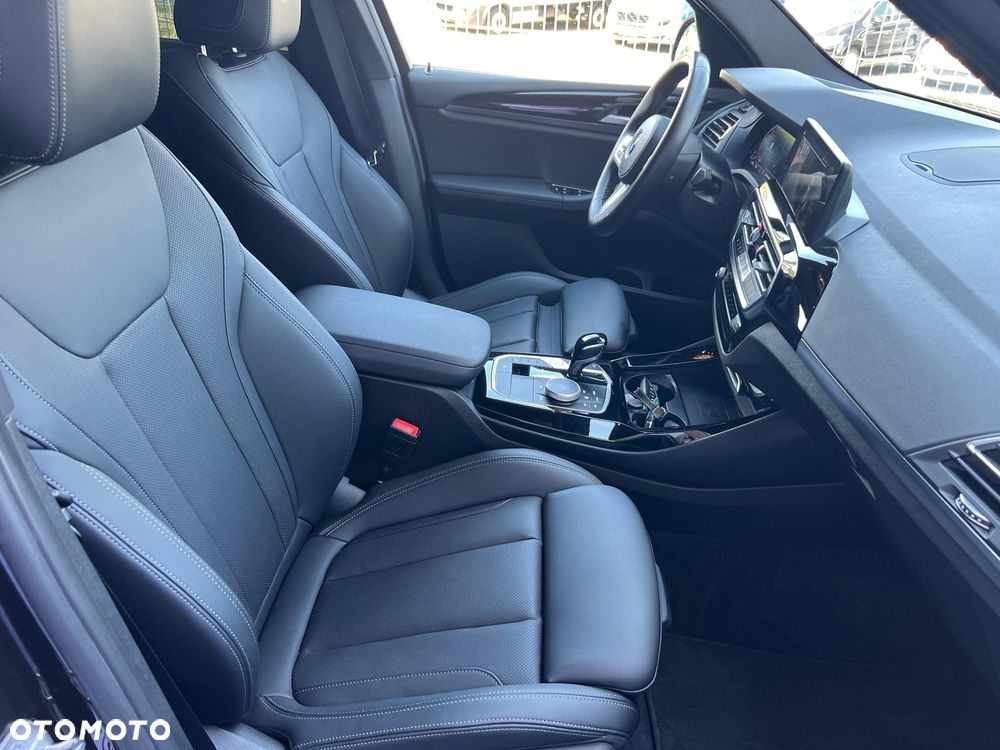 BMW X3 xDrive20d xLine - 13