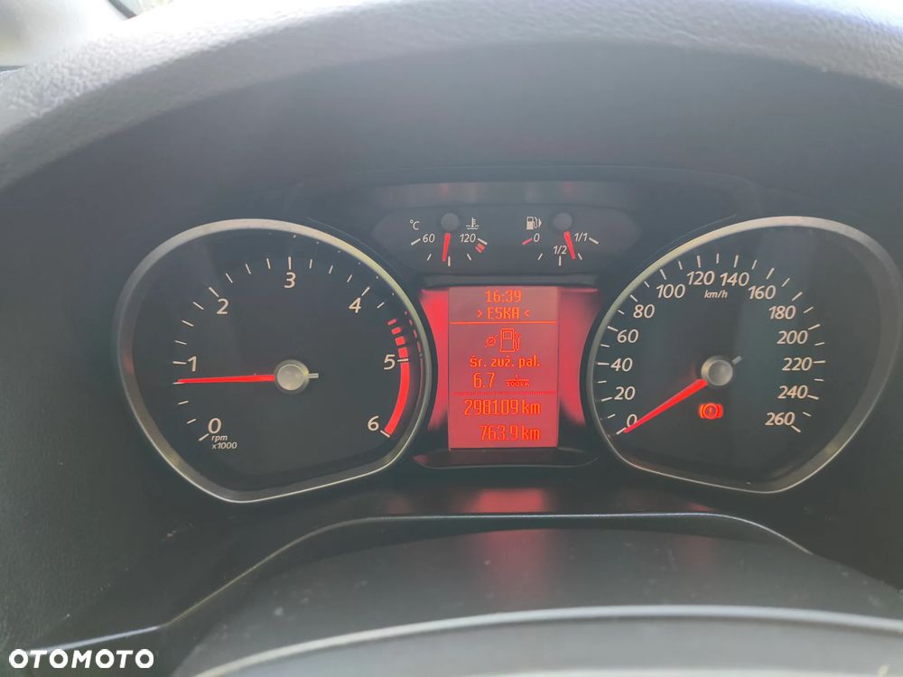 Ford S-Max - 10