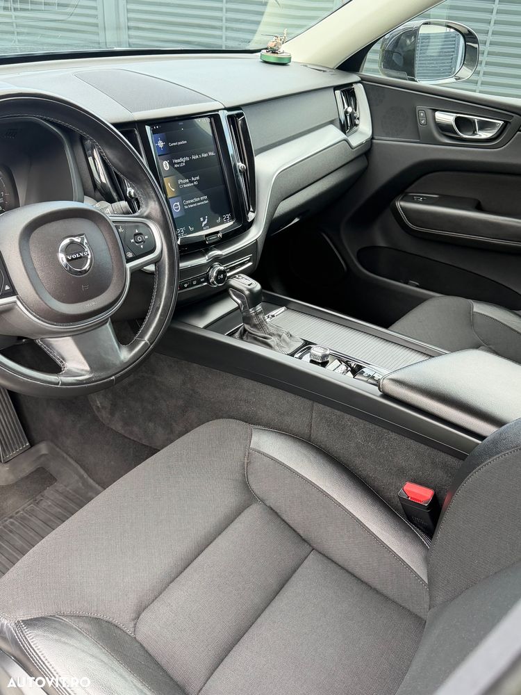 Volvo XC 60 T5 AWD Momentum - 10