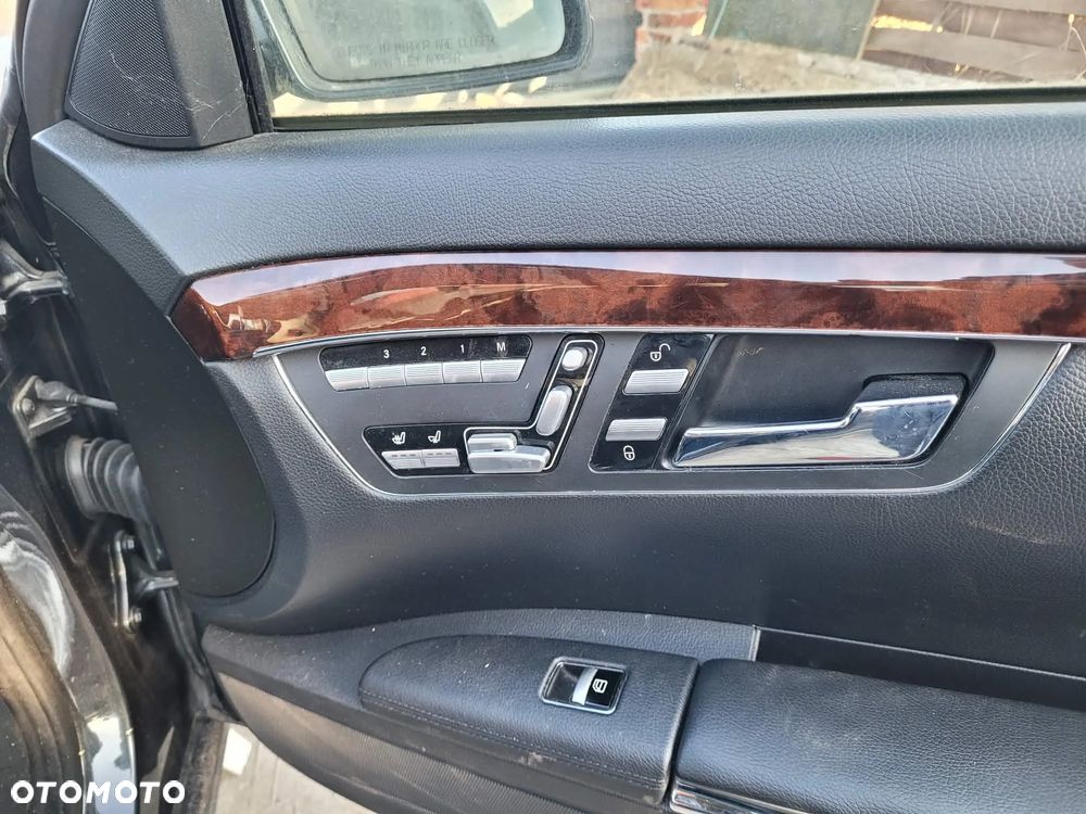 Mercedes-Benz Klasa S 500 L 4Matic 7G-TRONIC - 13