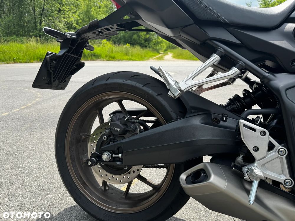 Honda CB - 10