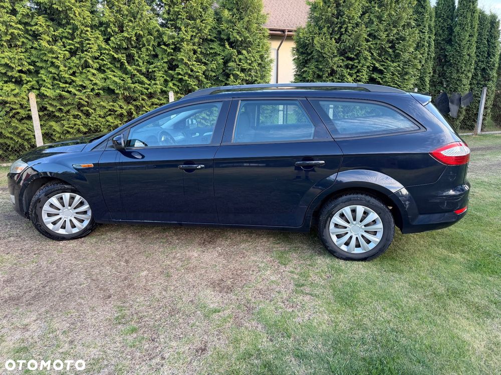 Ford Mondeo 2.0 TDCi Ambiente - 3