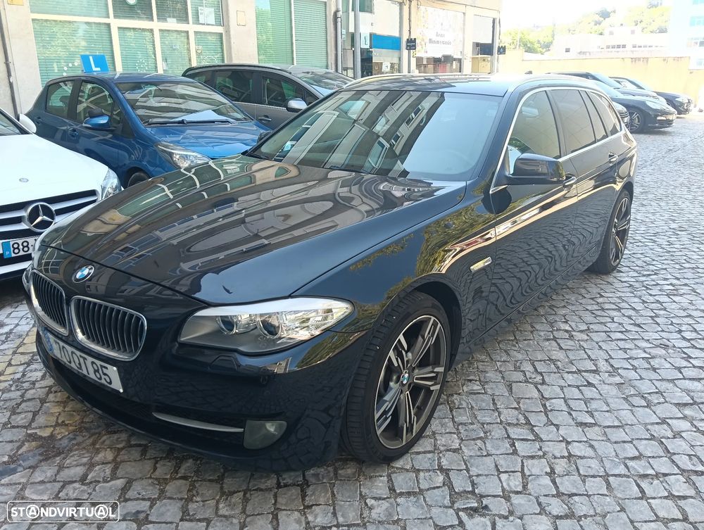 BMW 520 d Exclusive Auto 129g - 29
