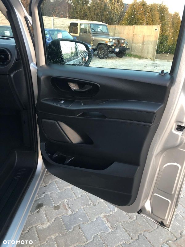 Mercedes-Benz Vito - 31