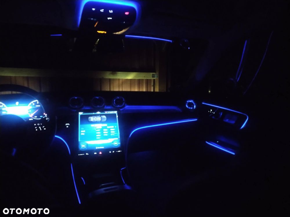 Mercedes-Benz Klasa C 200 9G-TRONIC - 17