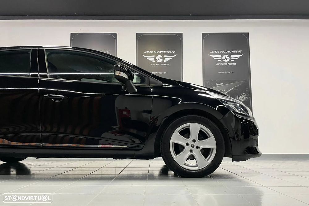 Renault Clio 0.9 TCE Dynamique S - 11