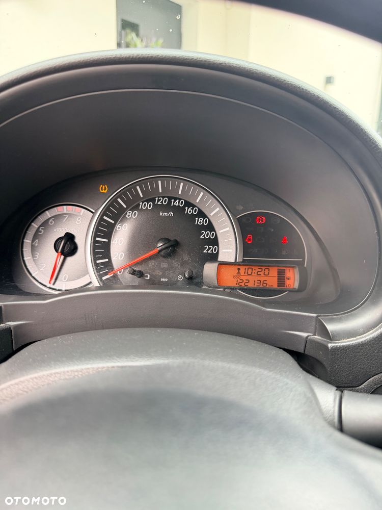 Nissan Micra - 8