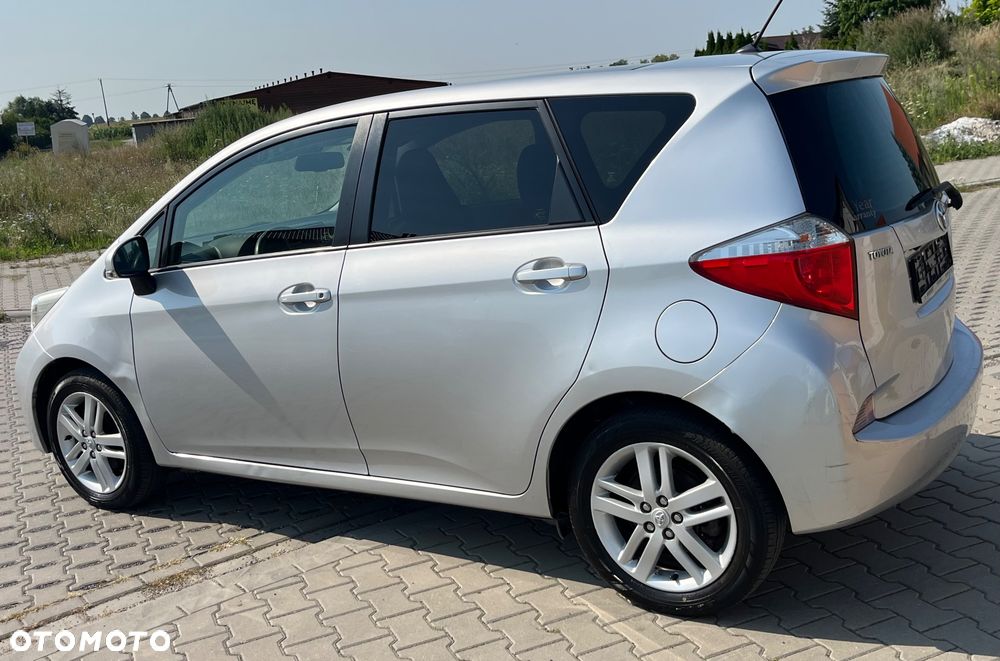 Toyota Verso S 1.4 D-4D - 8