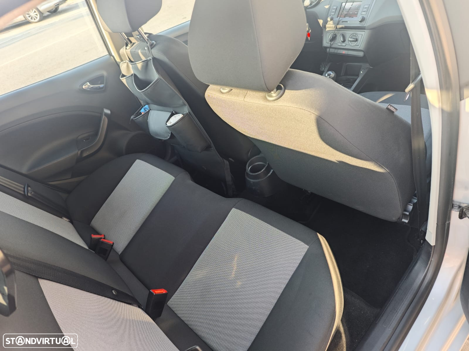 SEAT Ibiza 1.0 Reference - 8