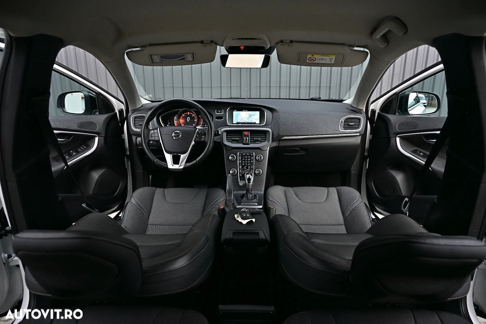 Volvo V40 D3 Geartronic Momentum - 7