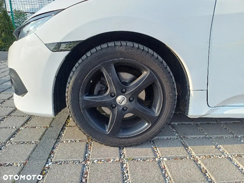 Honda Civic - 9