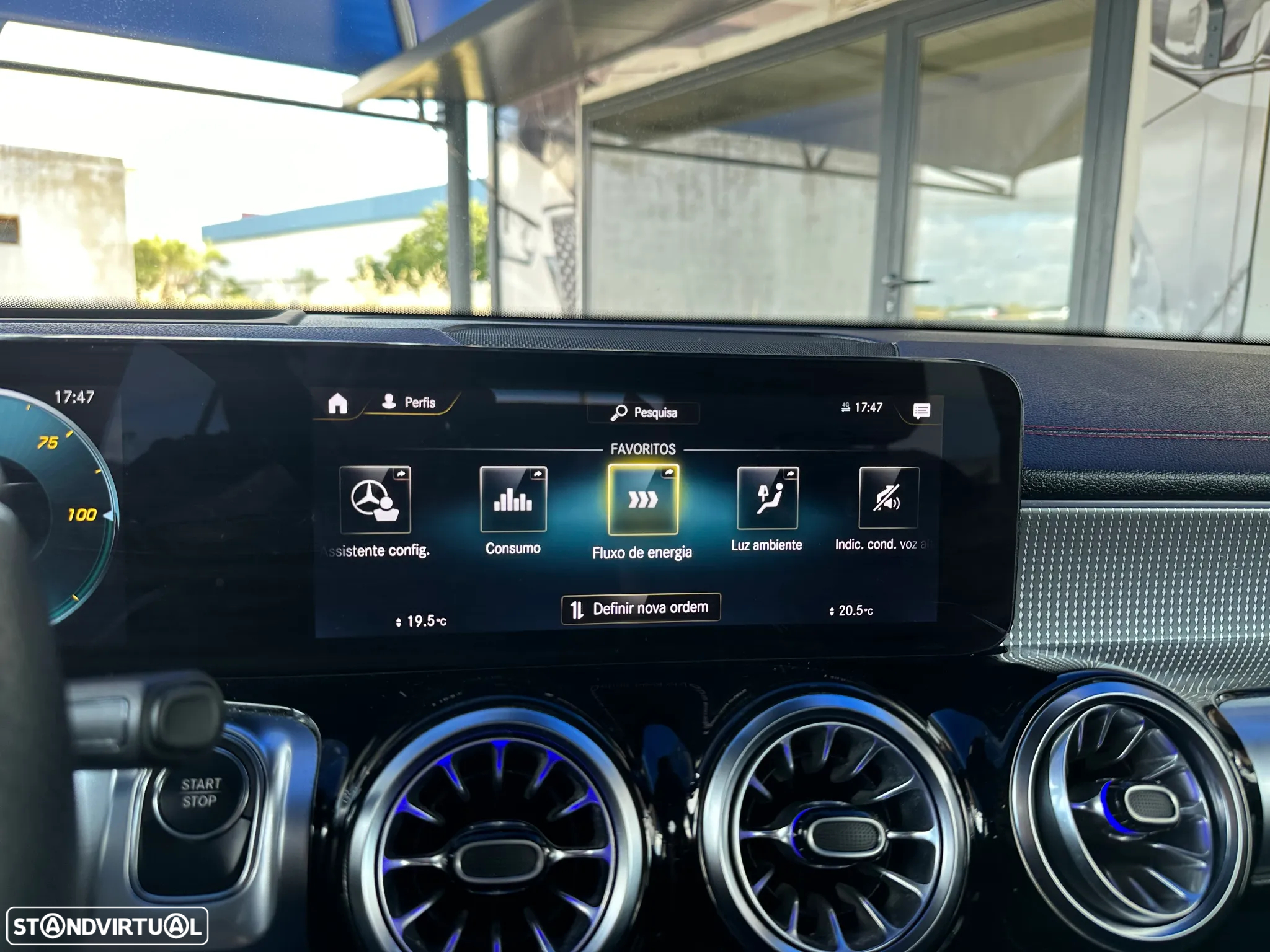 Mercedes-Benz EQB 250+ AMG Line - 41