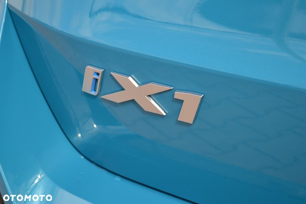 BMW iX1 xDrive30 66.5kWh M Sport - 16