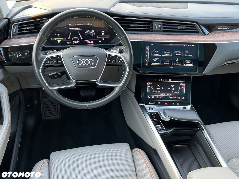 Audi e-tron 55 Quattro S Line - 20