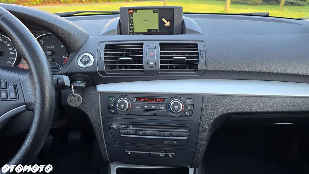 BMW Seria 1 120d DPF Edition Sport - 16