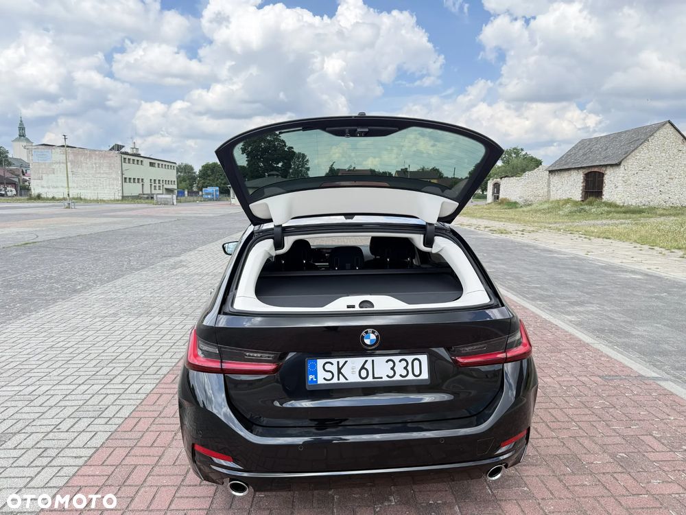 BMW Seria 3 318d mHEV - 9