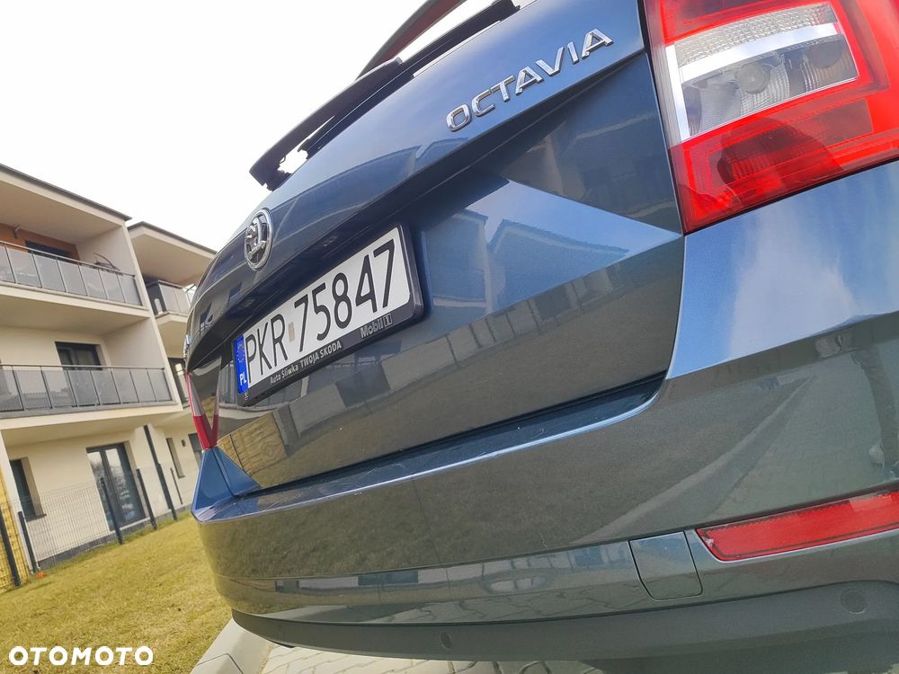 Skoda Octavia 1.4 TSI Ambition - 17