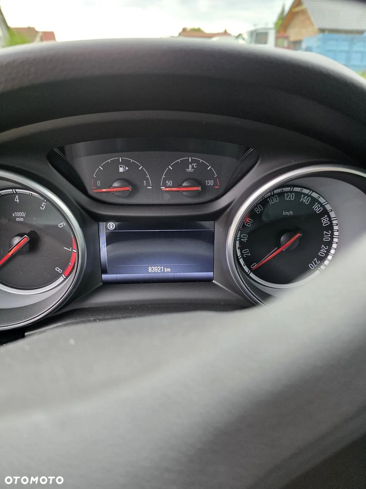 Opel Astra - 10