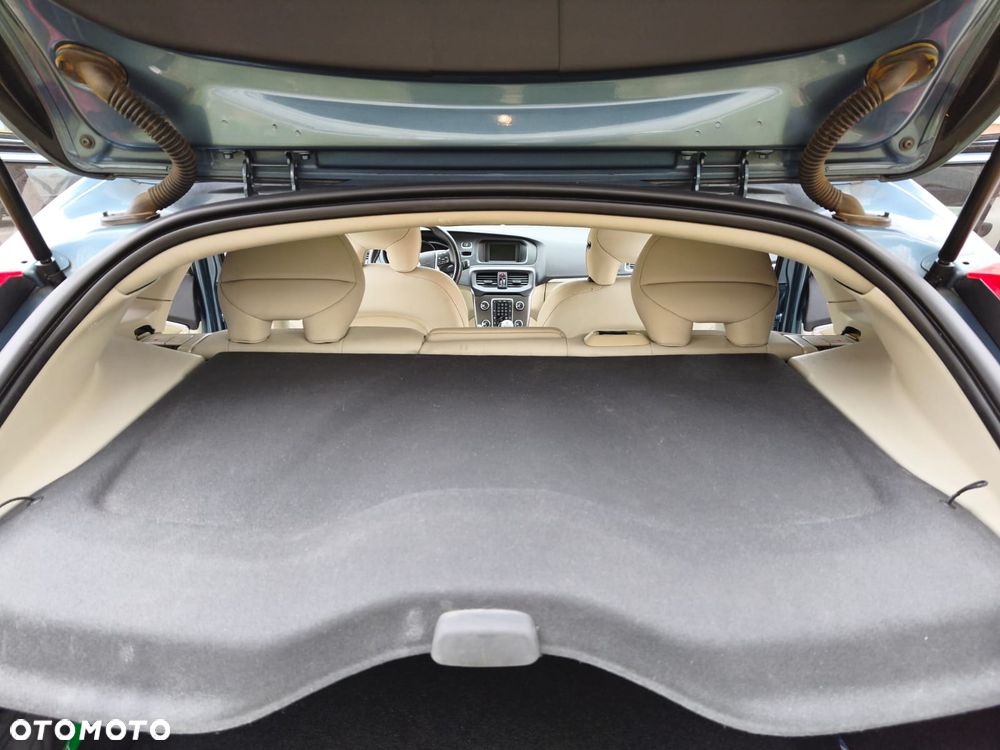 Volvo V40 T3 Kinetic - 9