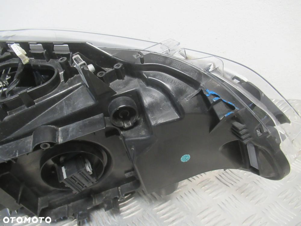 LAMPA PRZEDNIA PRZÓD PRAWA LEWA BMW 2 F22 LIFT 2017-2021 - 35
