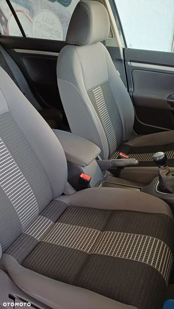 Volkswagen Golf 1.9 TDI Comfortline - 12