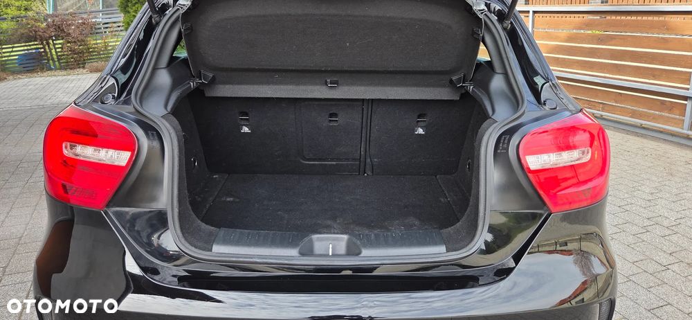 Mercedes-Benz Klasa A 250 Sport 7G-DCT - 22