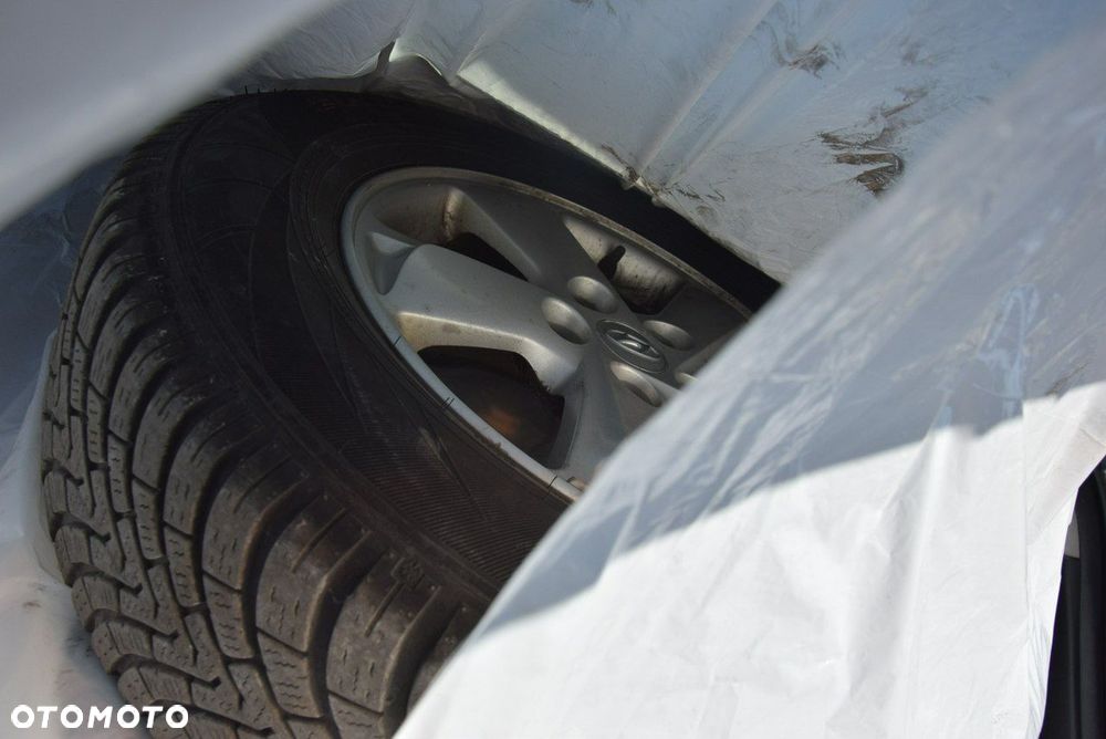 Hyundai ix35 2.0 2WD Comfort - 21