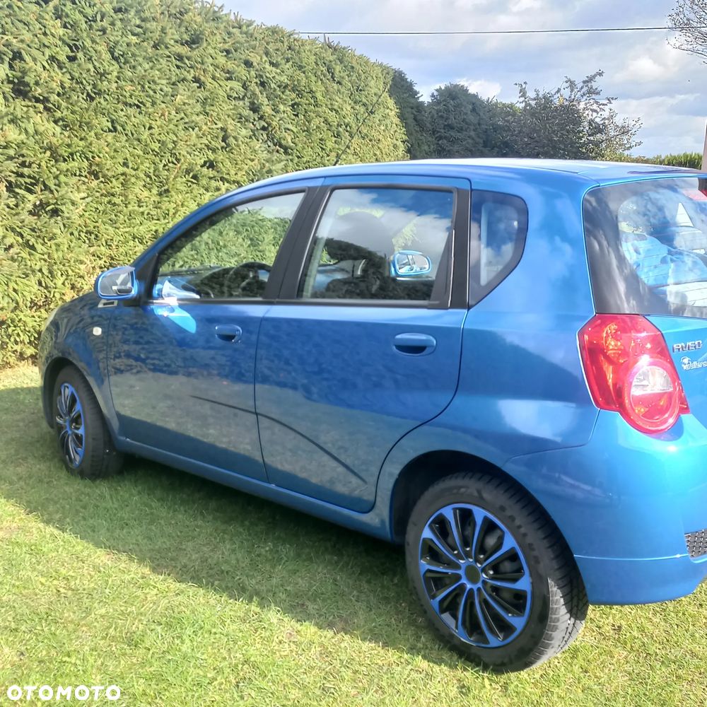 Chevrolet Aveo - 20