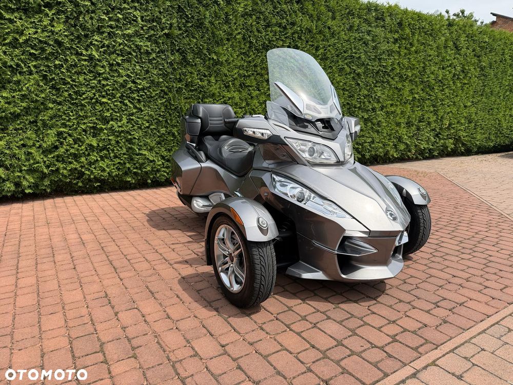 Can-Am Spyder - 1