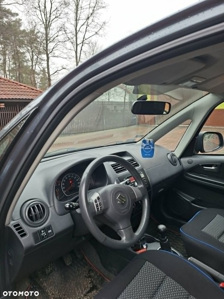 Suzuki SX4 1.6 GLX / Comfort - 6