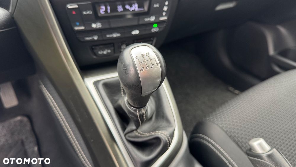 Honda Civic 1.8 i-VTEC Comfort - 37