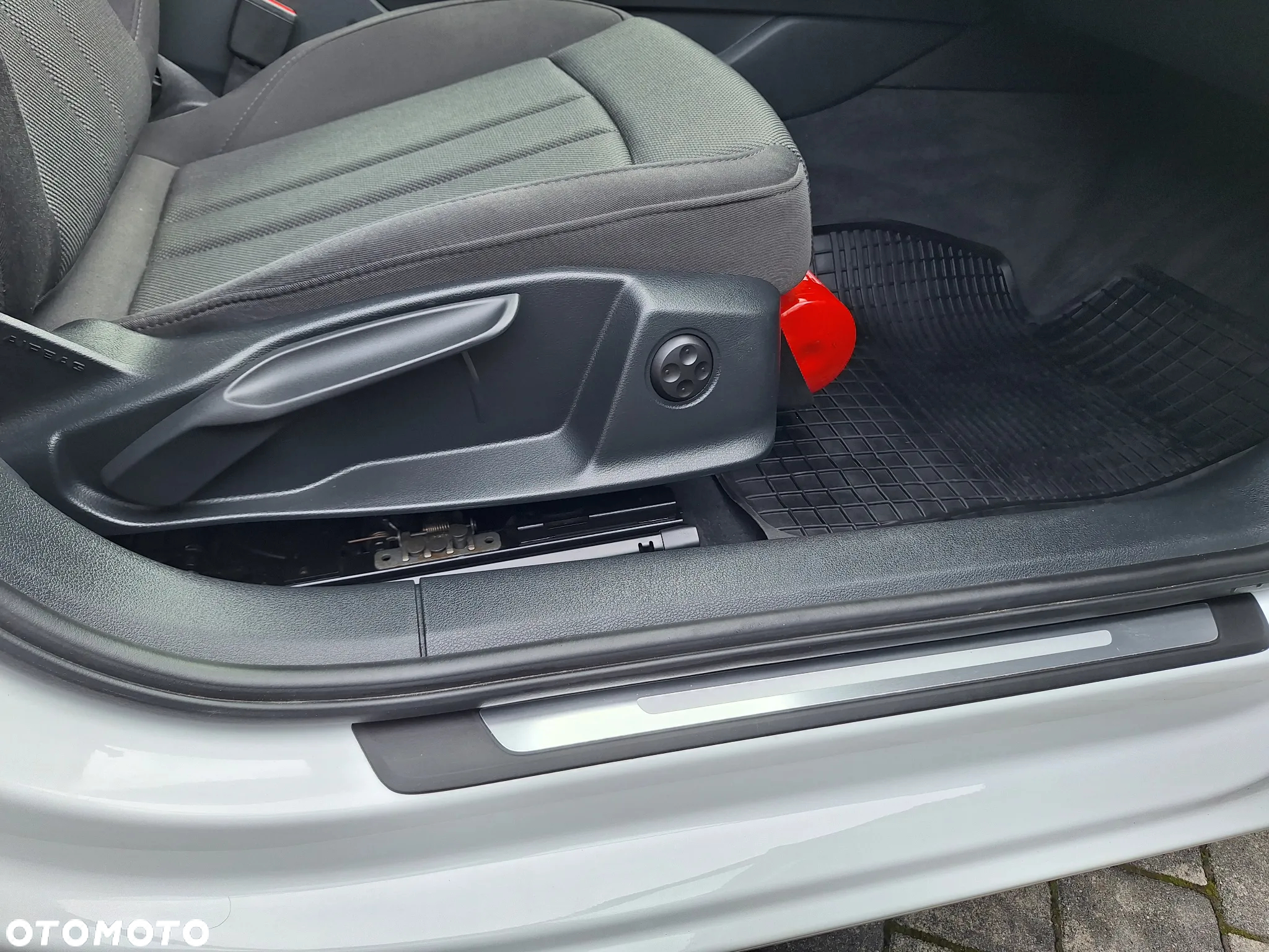 Audi A4 35 TFSI S tronic - 15