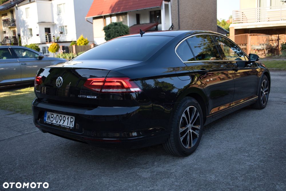 Volkswagen Passat 2.0 TDI BMT Comfortline - 8
