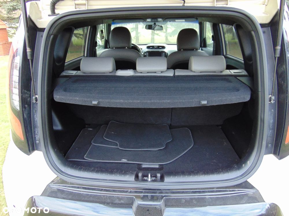 Kia Soul 1.6 CRDI Automatik Dream Team Edition - 29